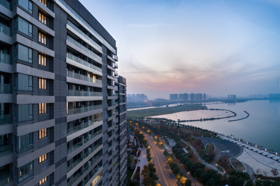 鉑悅犀湖（中國(guó)土木工程詹天佑獎(jiǎng)優(yōu)秀住宅小區(qū)金獎(jiǎng)，全國(guó)用戶(hù)滿(mǎn)意工程）